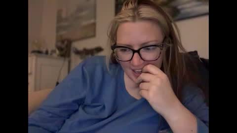 Nelly online show from 6, 11, 2025