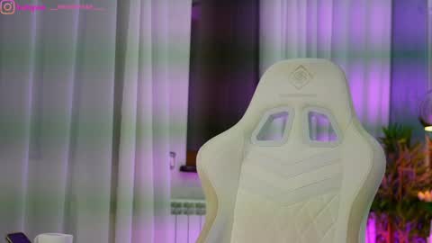 Dee online show from 5, 3, 2026