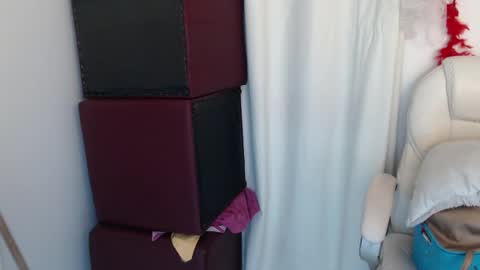 Snapshot of perla_2026 chatting on 3, 12, 2025 perla_2026 online show from 3, 12, 2025