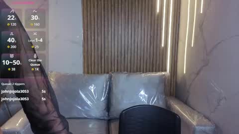 perla_lovely online show from 5, 6, 2026