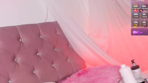 Snapshot of perla_slim chatting on 5, 2, 2025 Perla Jones online show from 5, 2, 2025