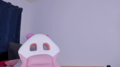 Perla online show from 27, 12, 2024