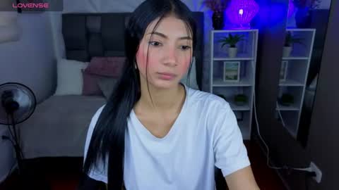 Snapshot of perlaa_moon_ chatting on 7, 7, 2026 PERLA online show from 7, 7, 2026