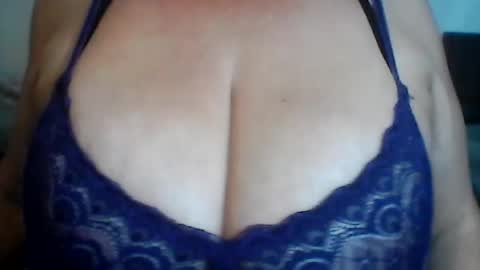 Snapshot of perlita070822 chatting on 15, 6, 2026 perlita070822 online show from 15, 6, 2026