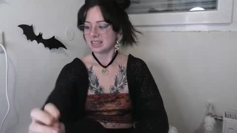 Persephone online show from 5, 12, 2025