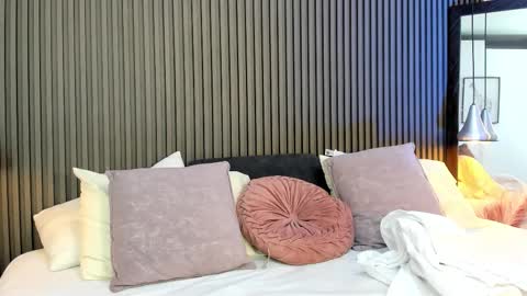 Snapshot of pervert_lizza chatting on 11, 11, 2025 Lizza online show from 11, 11, 2025