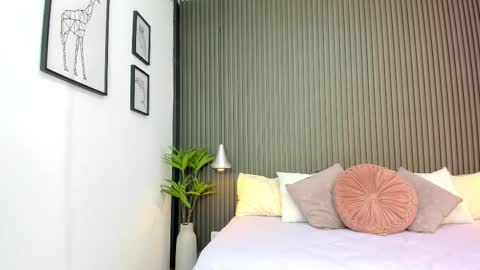 Snapshot of pervert_lizza chatting on 26, 11, 2025 Lizza online show from 26, 11, 2025