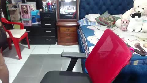 Snapshot of pervert_mommy_x chatting on 13, 1, 2025 SAMY online show from 13, 1, 2025