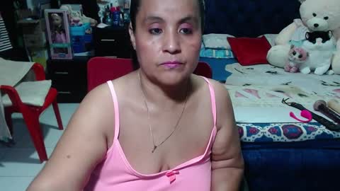 Snapshot of pervert_mommy_x chatting on 14, 1, 2025 SAMY online show from 14, 1, 2025