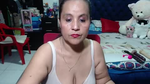 Snapshot of pervert_mommy_x chatting on 19, 1, 2025 SAMY online show from 19, 1, 2025