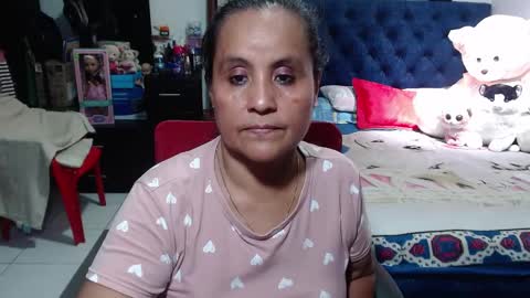 Snapshot of pervert_mommy_x chatting on 19, 1, 2025 SAMY online show from 19, 1, 2025