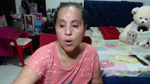 Snapshot of pervert_mommy_x chatting on 29, 1, 2025 SAMY online show from 29, 1, 2025