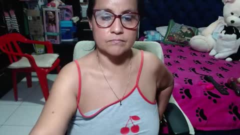 Snapshot of pervert_mommy_x chatting on 18, 2, 2025 SAMY online show from 18, 2, 2025