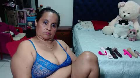 Snapshot of pervert_mommy_x chatting on 7, 3, 2025 SAMY online show from 7, 3, 2025