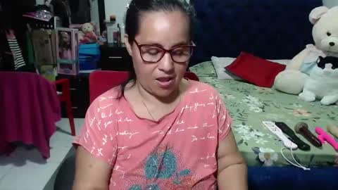 Snapshot of pervert_mommy_x chatting on 8, 3, 2025 SAMY online show from 8, 3, 2025