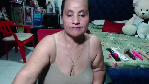 Snapshot of pervert_mommy_x chatting on 12, 3, 2025 SAMY online show from 12, 3, 2025