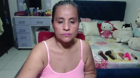 Snapshot of pervert_mommy_x chatting on 1, 10, 2025 SAMY online show from 1, 10, 2025