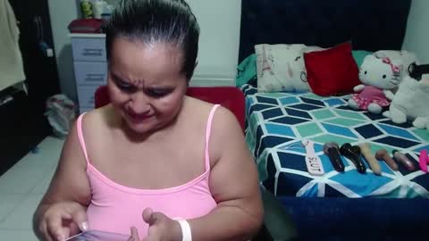 Snapshot of pervert_mommy_x chatting on 10, 10, 2025 SAMY online show from 10, 10, 2025