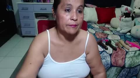 Snapshot of pervert_mommy_x chatting on 22, 10, 2025 SAMY online show from 22, 10, 2025