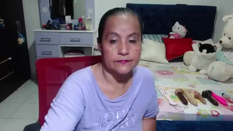 Snapshot of pervert_mommy_x chatting on 6, 11, 2025 SAMY online show from 6, 11, 2025