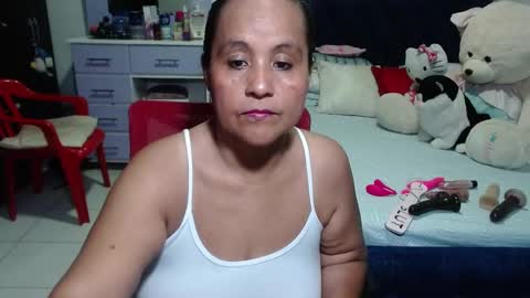 Snapshot of pervert_mommy_x chatting on 9, 11, 2025 SAMY online show from 9, 11, 2025