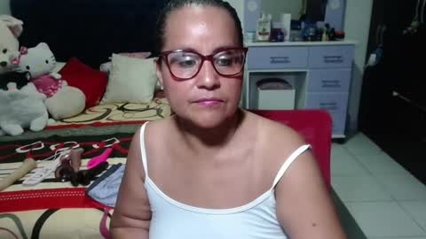 Snapshot of pervert_mommy_x chatting on 20, 11, 2025 SAMY online show from 20, 11, 2025