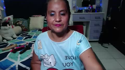 Snapshot of pervert_mommy_x chatting on 14, 12, 2025 SAMY online show from 14, 12, 2025