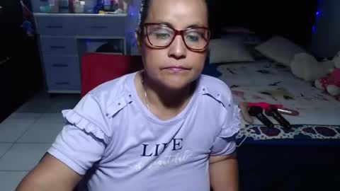 Snapshot of pervert_mommy_x chatting on 27, 6, 2026 SAMY online show from 27, 6, 2026