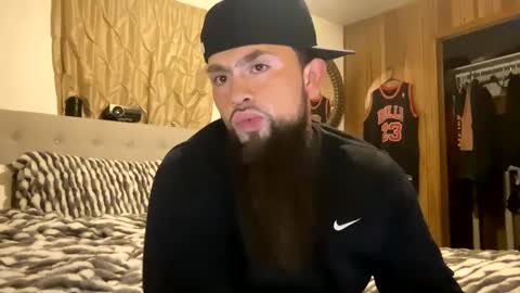 AKA perverted Step Daddy online show from 8, 1, 2025