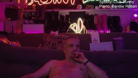 peterwinschoten online show from 9, 4, 2026