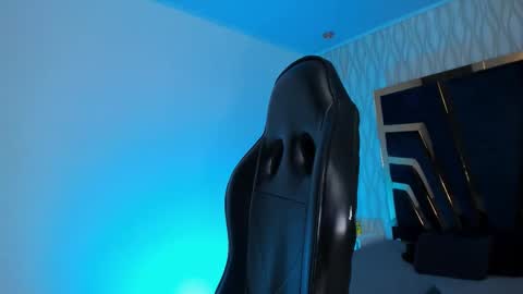 PETES EVANS new account online show from 3, 12, 2025