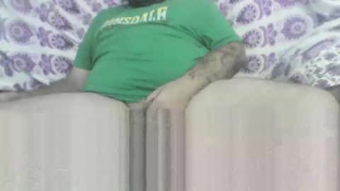 Snapshot of petit1985 chatting on 6, 10, 2025 Francescco online show from 6, 10, 2025