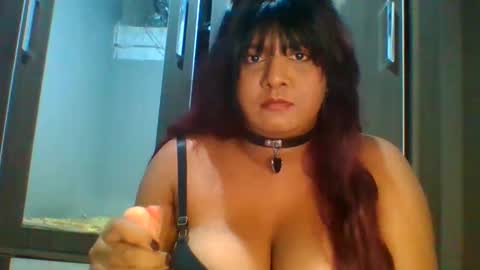 Snapshot of petite_18 chatting on 8, 10, 2025 Lunna Wolf online show from 8, 10, 2025
