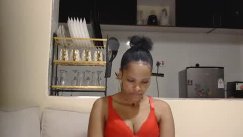 petite_beroh online show from 13, 4, 2026