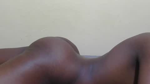 petite_bunni online show from 6, 7, 2026