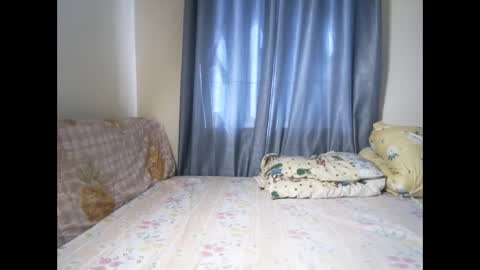 petite_funnie online show from 24, 9, 2025