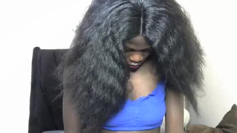 petite_lavi2 online show from 15, 2, 2025