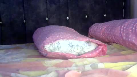 Petite loverr online show from 8, 11, 2025