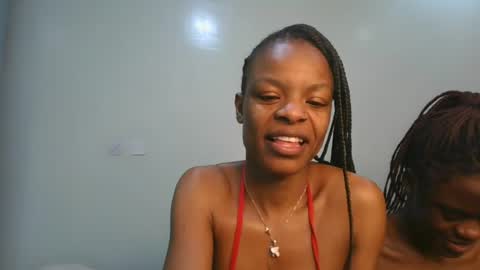 Snapshot of petite_luxe1 chatting on 20, 7, 2026 Luxe online show from 20, 7, 2026