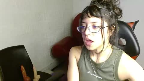 Melody online show from 10, 4, 2026