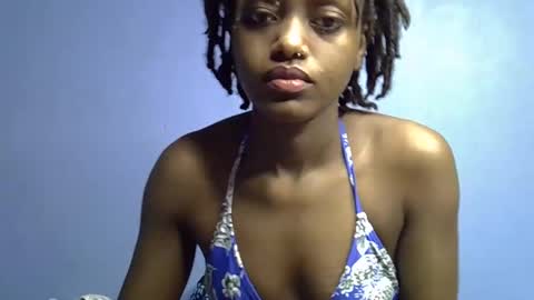 petite_star2 online show from 23, 2, 2026