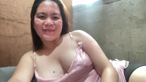 Snapshot of petiteasian_angel chatting on 23, 5, 2026 Hanna online show from 23, 5, 2026
