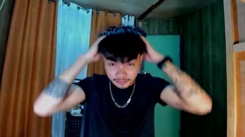 Snapshot of petiteasianx chatting on 26, 11, 2025 Vrin online show from 26, 11, 2025