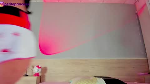 Petiteprinces online show from 28, 12, 2024