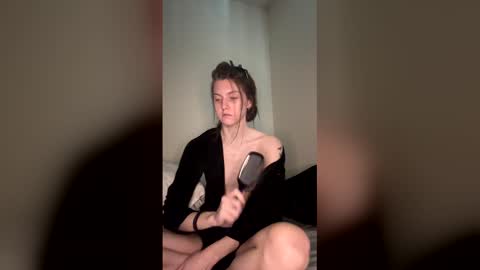 I am very new and dont know what im doing lol online show from 4, 4, 2026