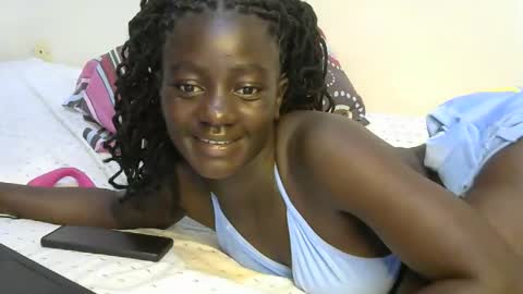 petitte_gyaal online show from 11, 10, 2025