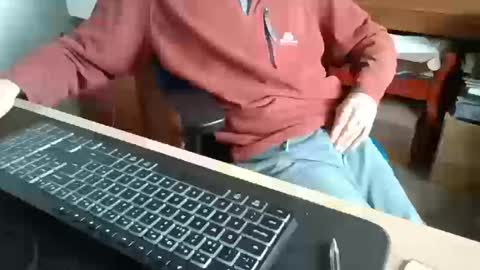 Snapshot of petitwilly chatting on 13, 3, 2026 petitwilly online show from 13, 3, 2026