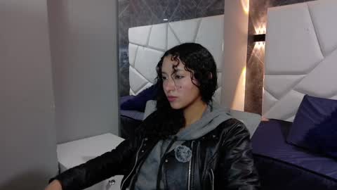 Moon  online show from 29, 11, 2025