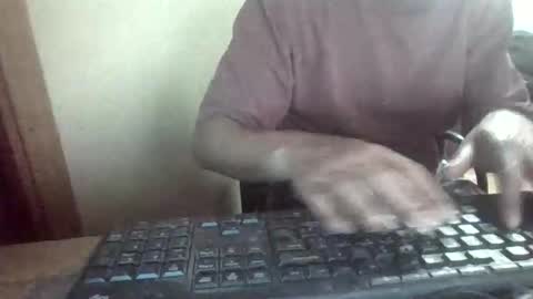 peyo873996 online show from 18, 4, 2026