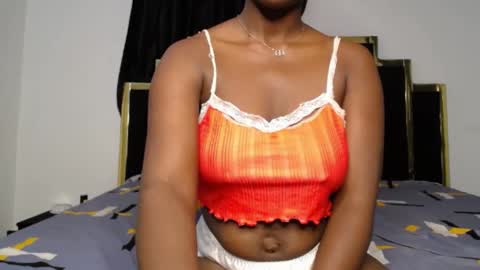 Snapshot of phat_pussylips chatting on 11, 6, 2026 tatiana online show from 11, 6, 2026